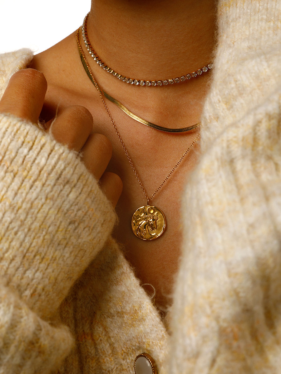 Aszendent Steinbock: Welcher Schmuck passt