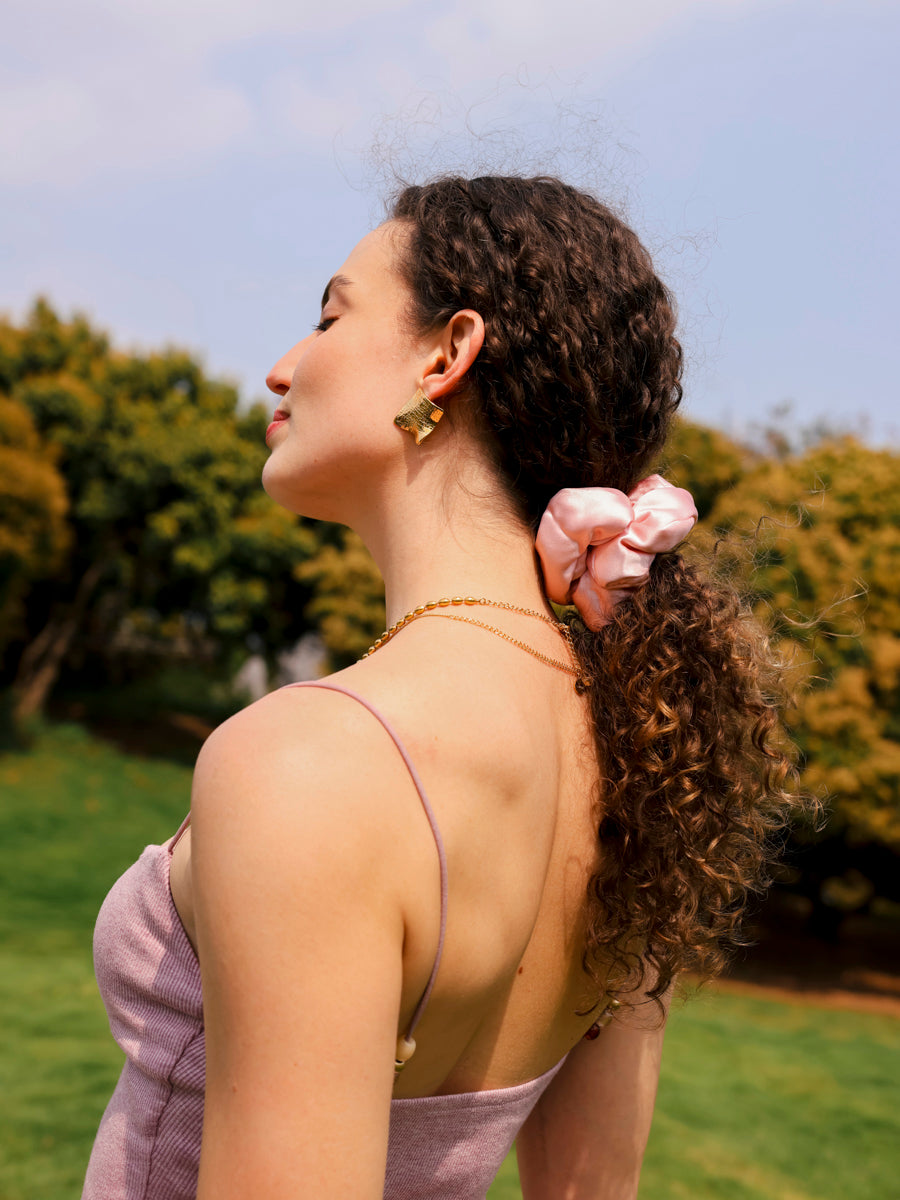 Fluffy Touch Pure Silk Scrunchie Light Pink
