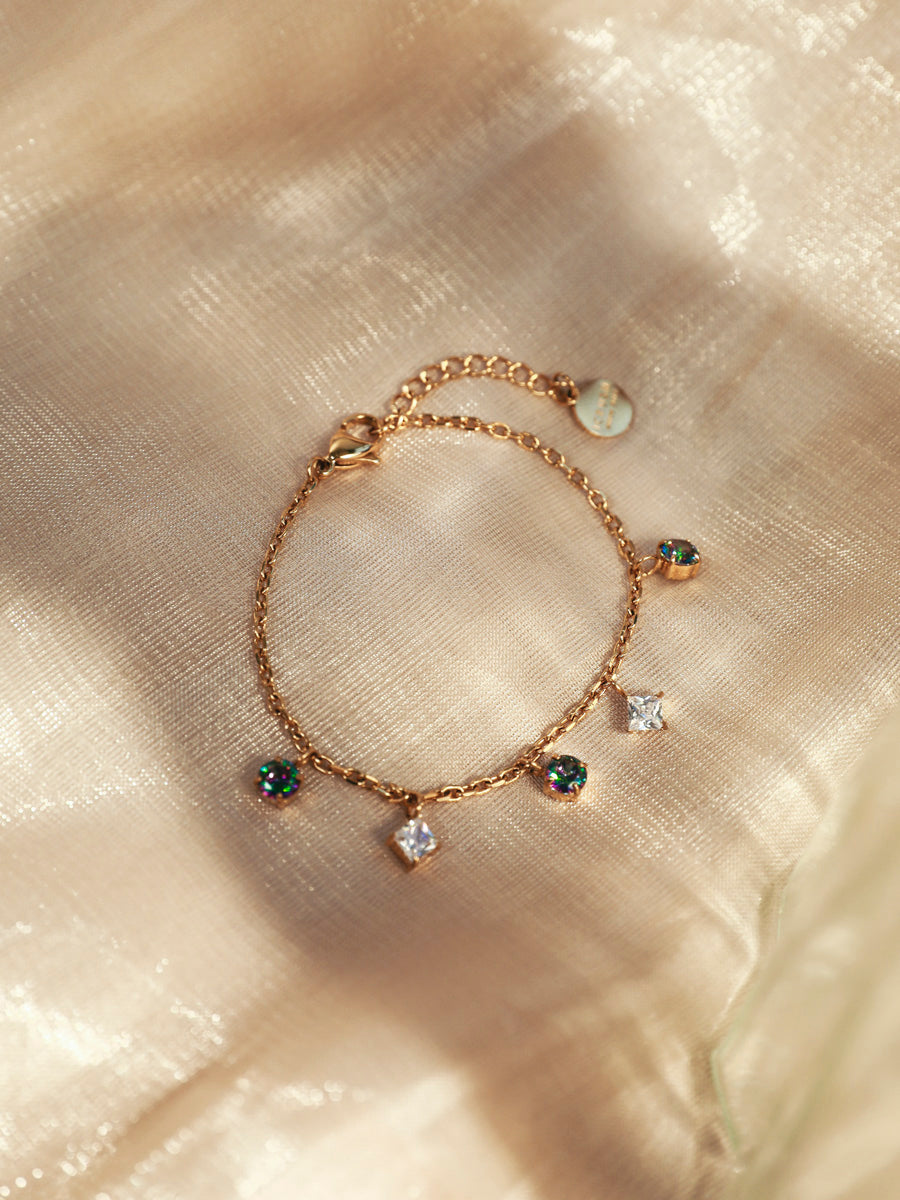 Aurora Essence ARMBAND