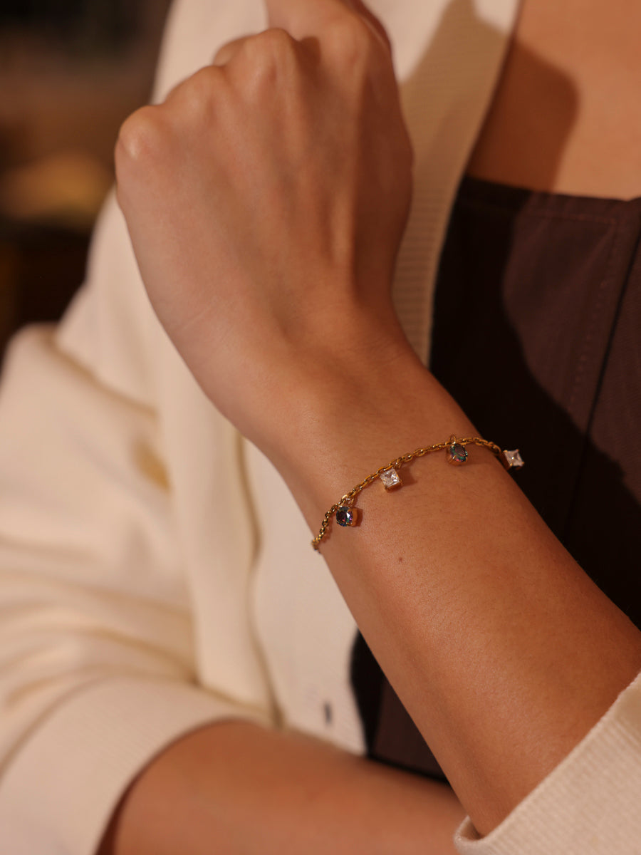 Aurora Essence ARMBAND