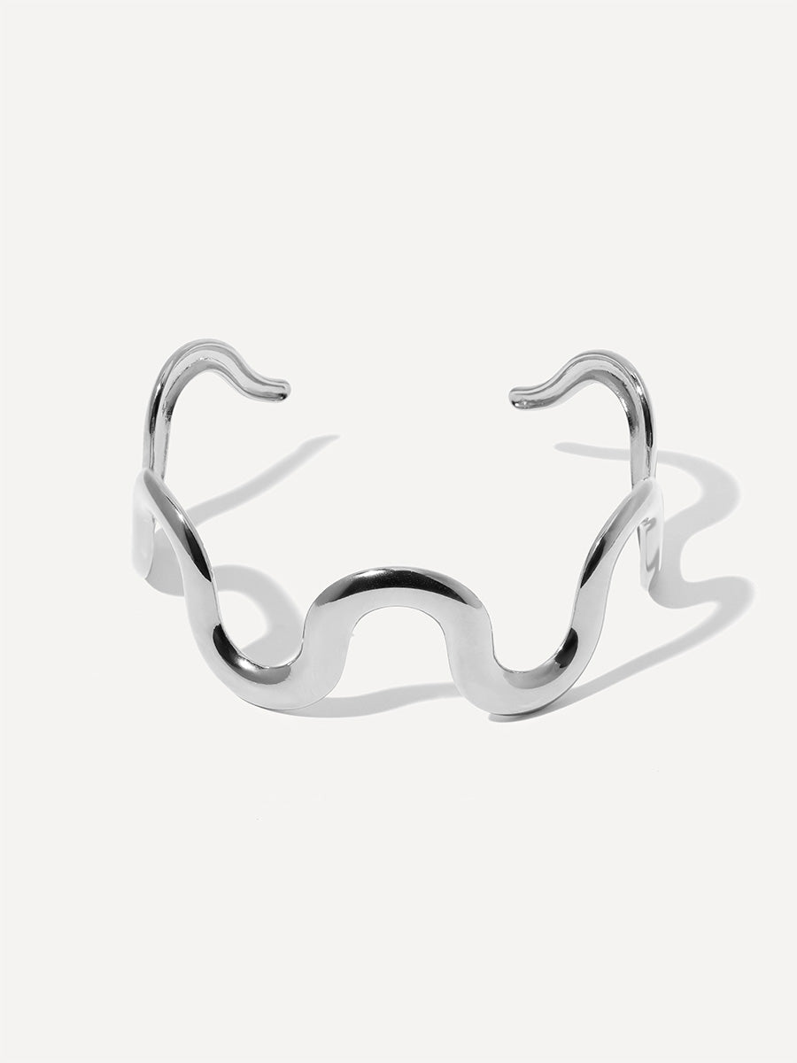 Elegance Wave Armcuff