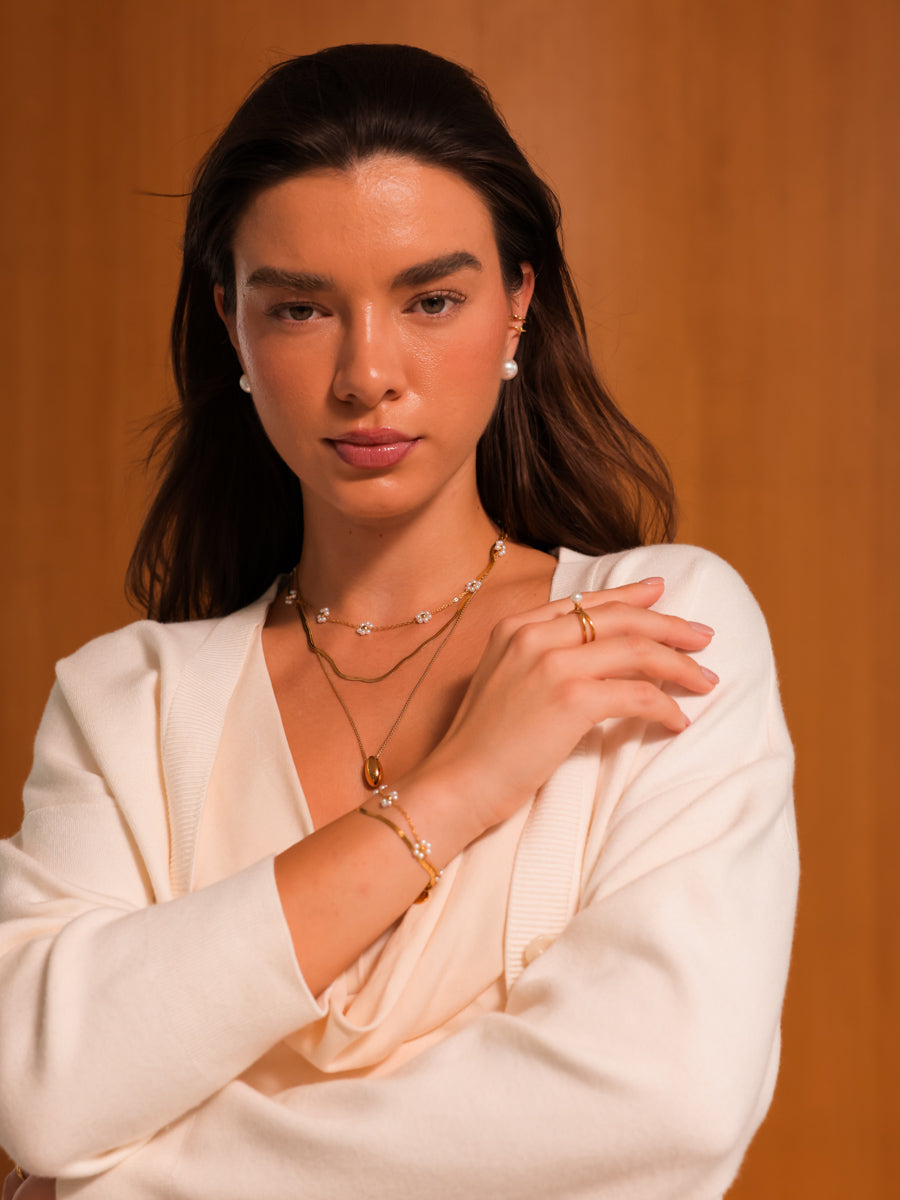 Blossom Moment White ARMBAND