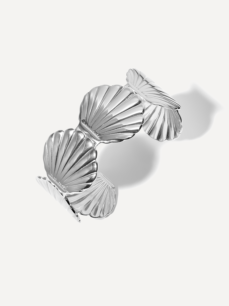 Shell Dream Armcuff