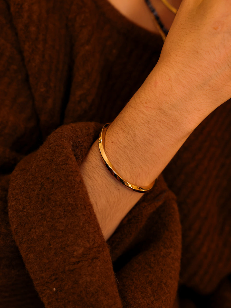 Simple Spiral Armcuff