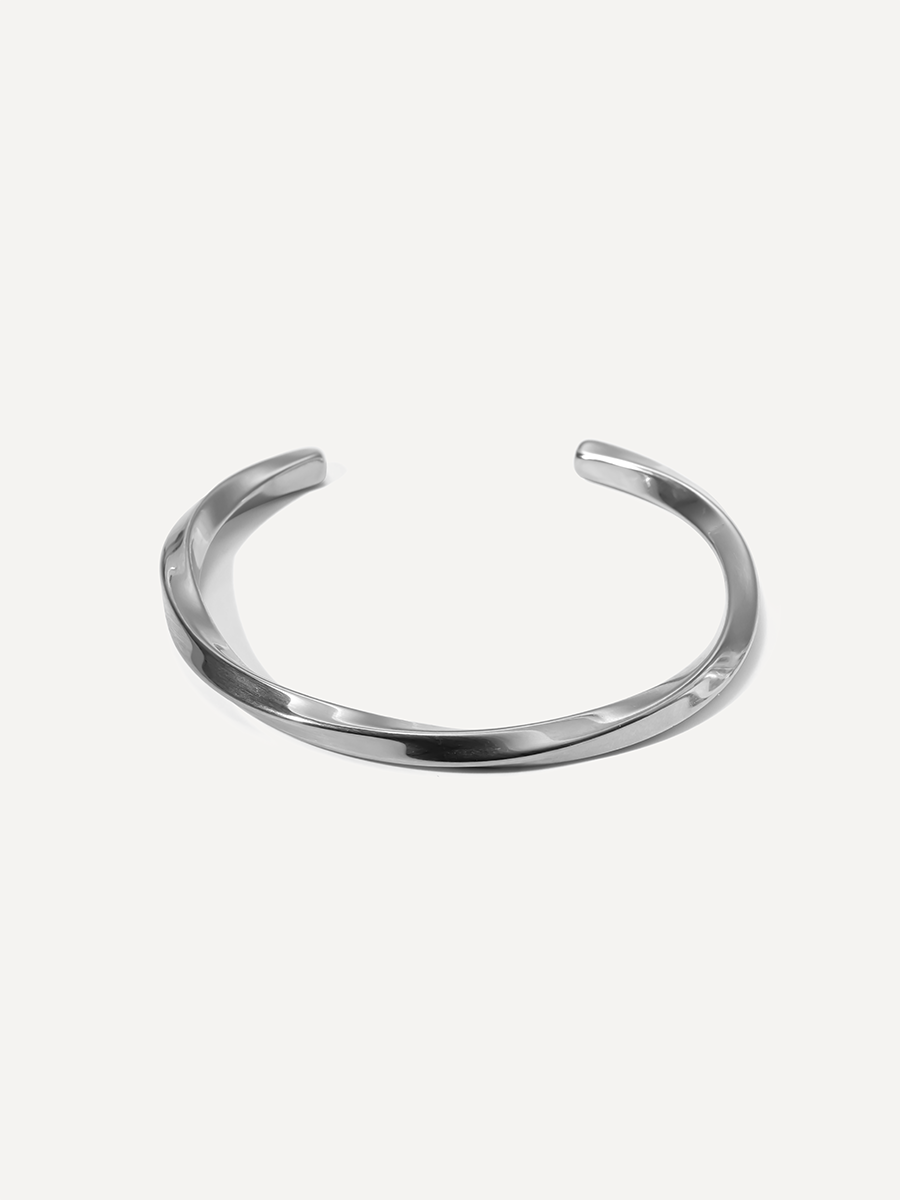 Simple Spiral Armcuff
