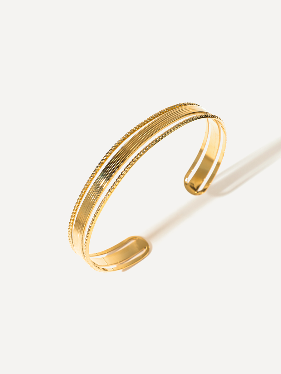 Delicate Edge Armcuff