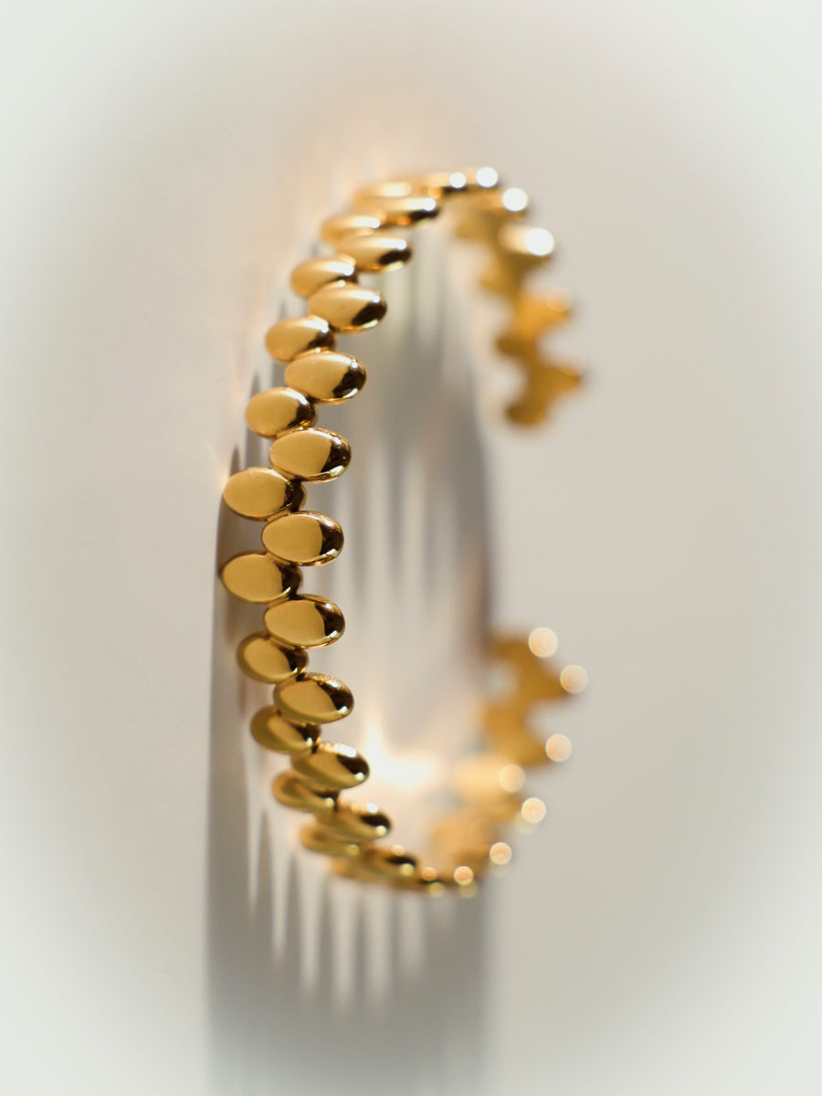 Entwined Imprint Armcuff