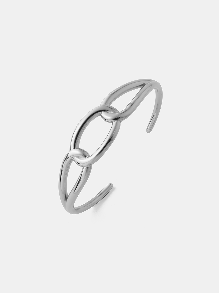 Airy Circle Armcuff