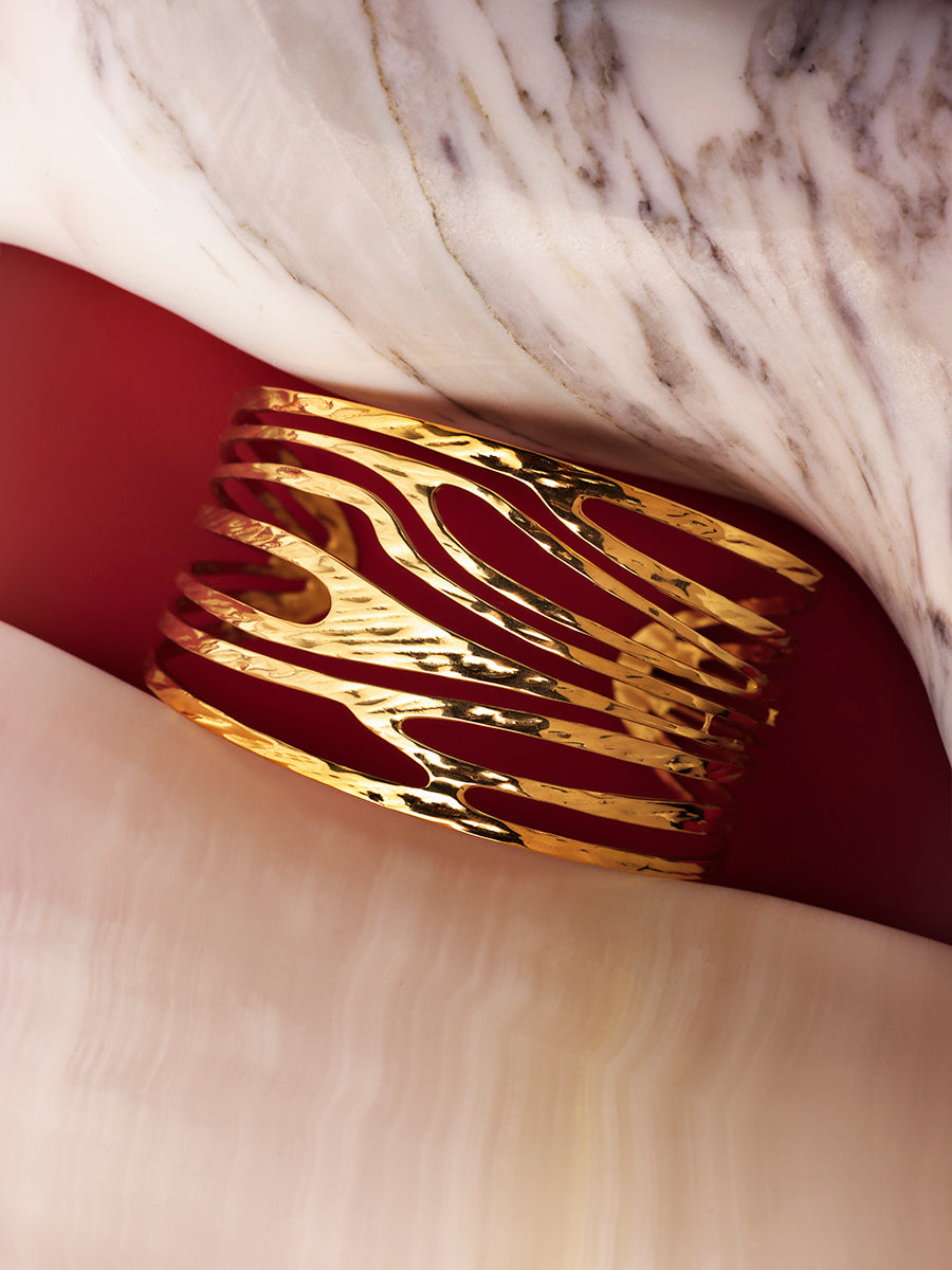 Interwoven Light Armcuff