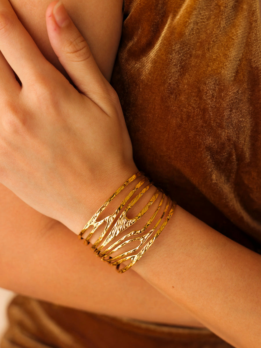 Interwoven Light Armcuff