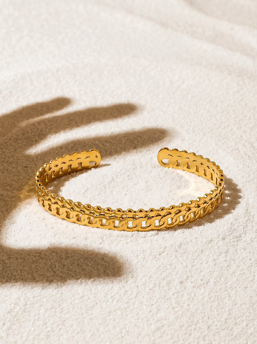 Simple Harmony Armcuff ICRUSH