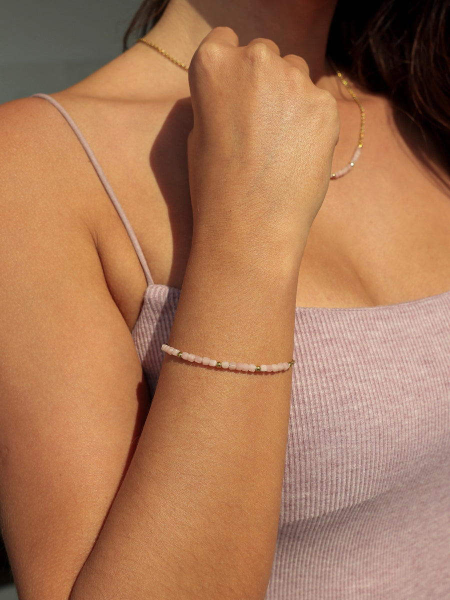 Fantasy Journey Pink ARMBAND