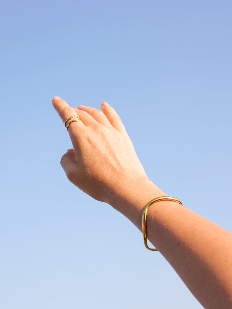 Dreamy Wave Armcuff ICRUSH