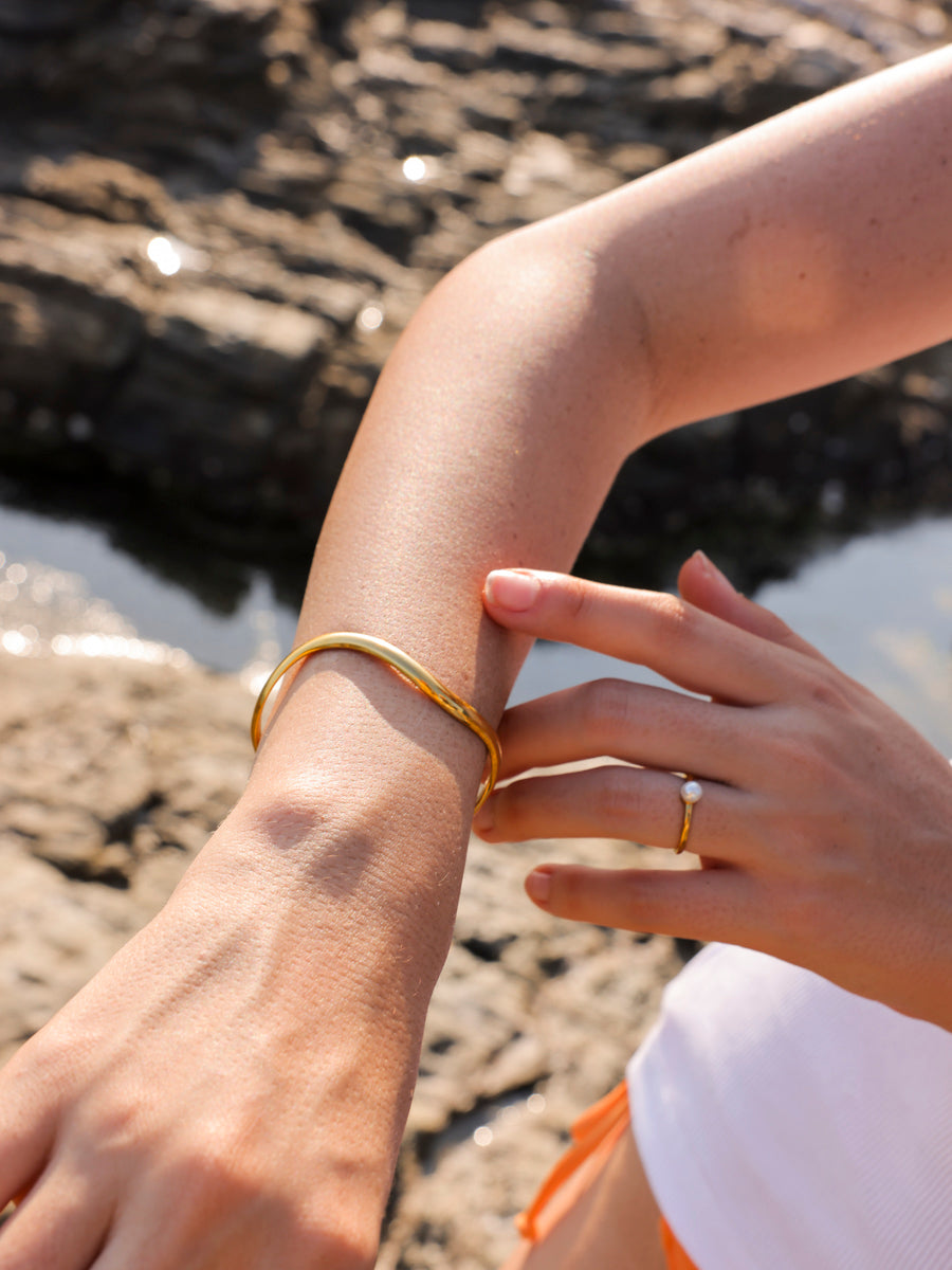 Dreamy Wave Armcuff ICRUSH