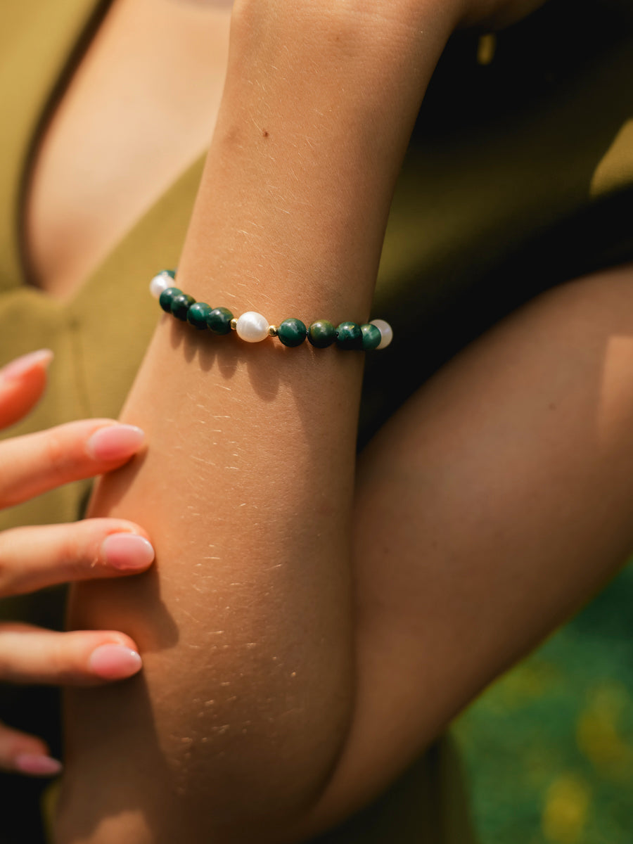 Dawn Pearl Green ARMBAND