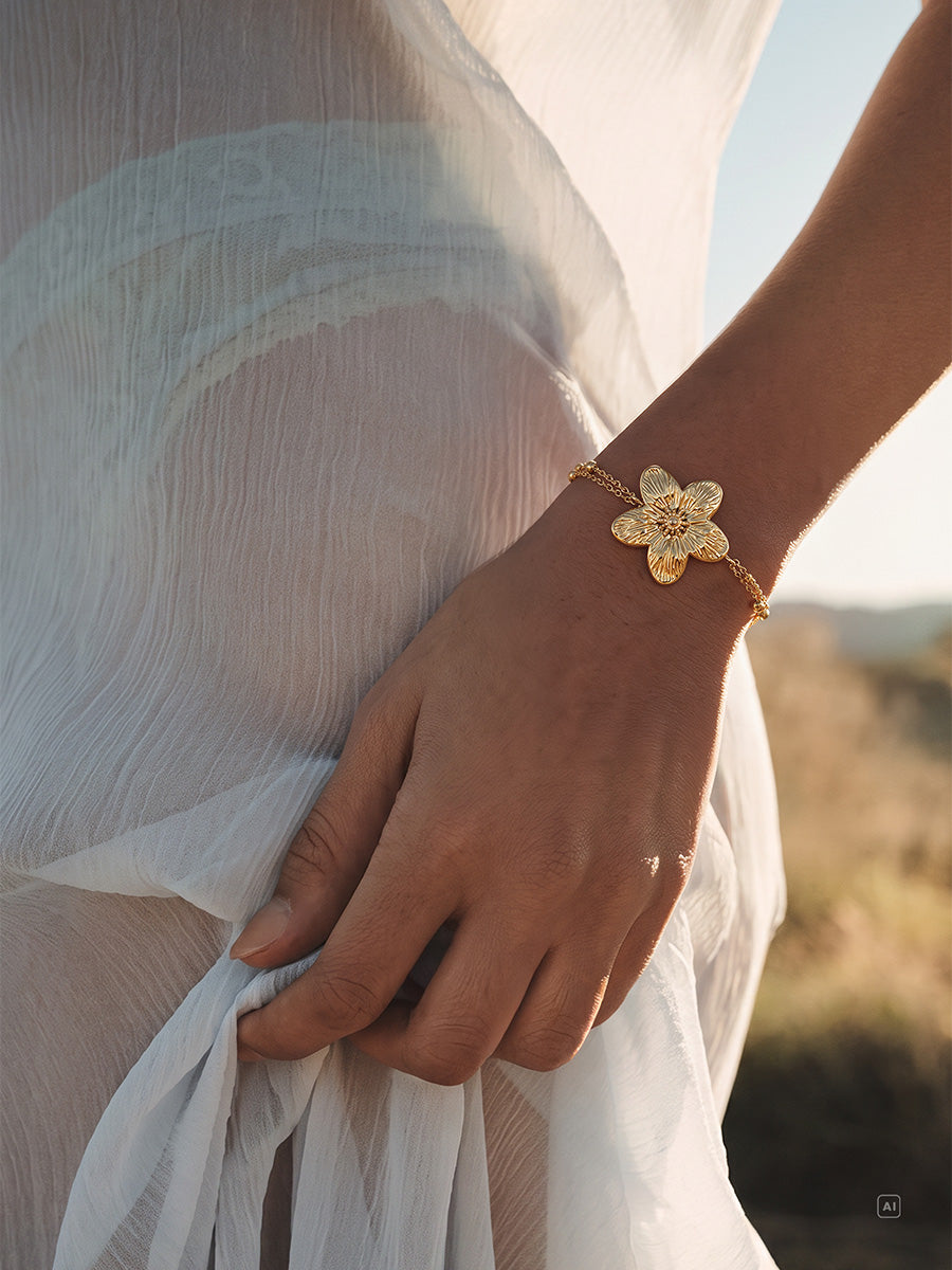 Floral Spark Stamen ARMBAND