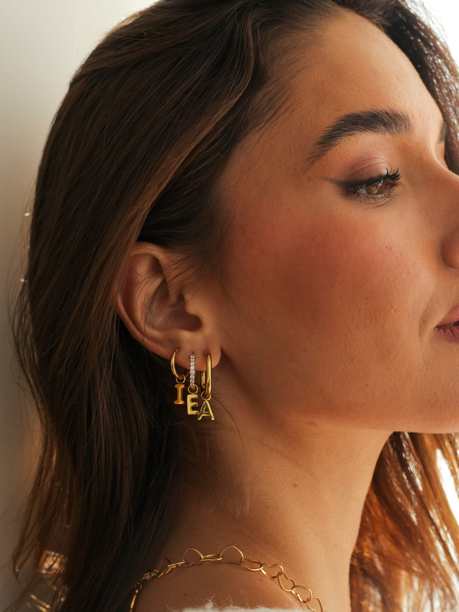 Pure Letter Ohrring-Charms