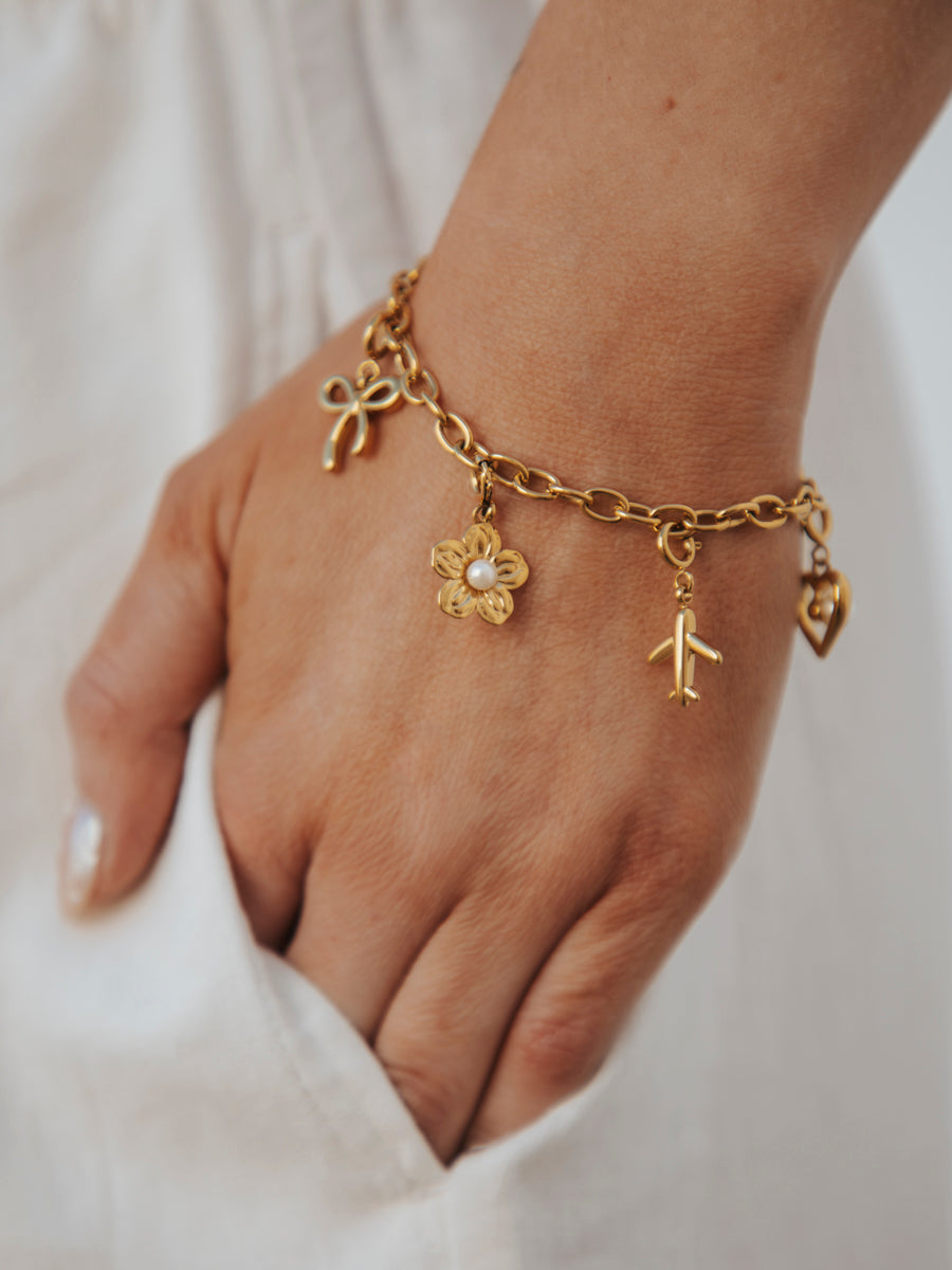 Love in Pearl Ketten-Charm