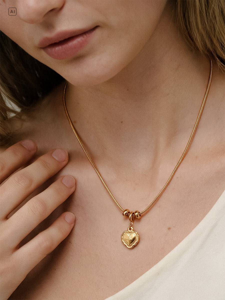Saint Heart Ketten-Charm