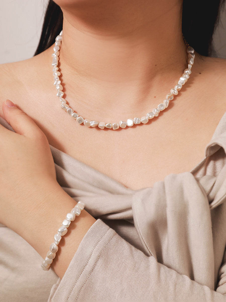 Delightful Pearl Set