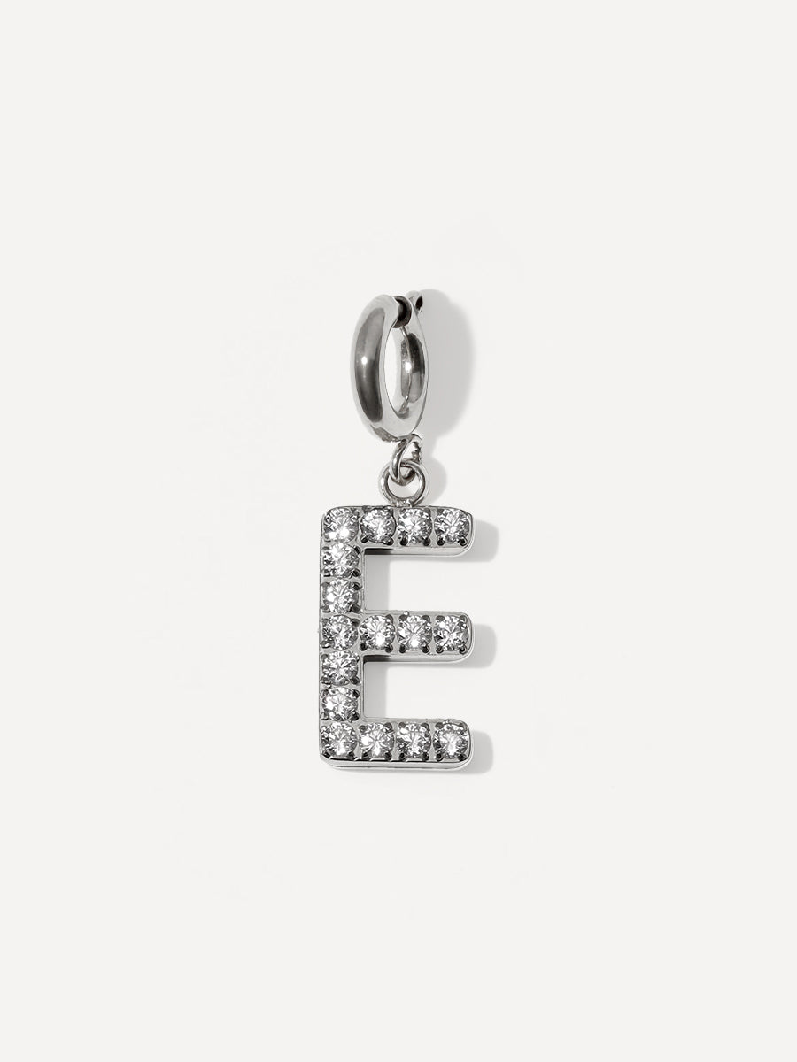 Brilliant Letter Ketten-Charm - E