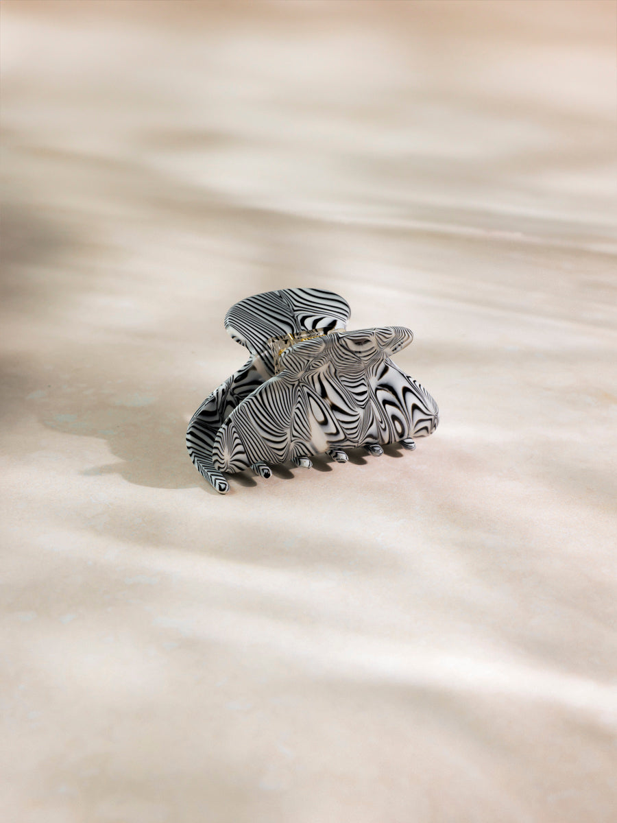 Dreamy Vibe hair clip zebra print