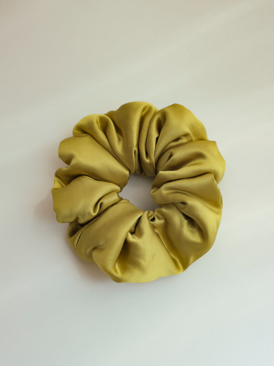Fluffy Touch Pure Silk Scrunchie Olive Yellow