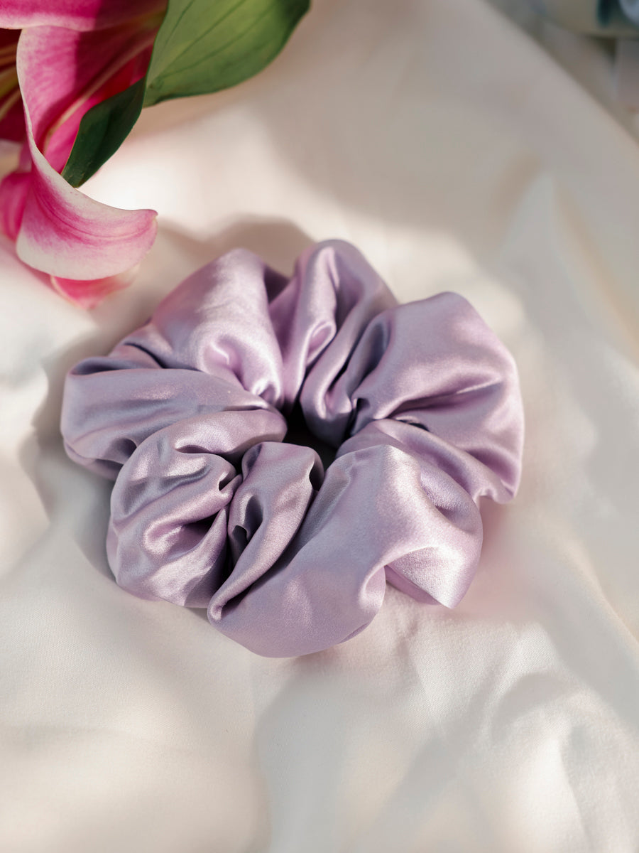Fluffy Touch Pure Silk Scrunchie Light Purple