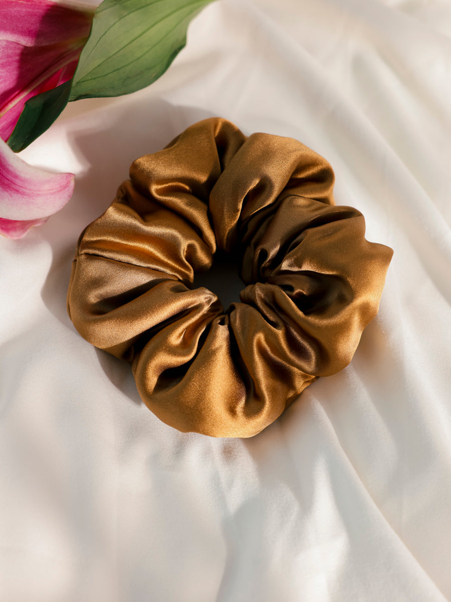 Fluffy Touch Pure Silk Scrunchie Light Brown