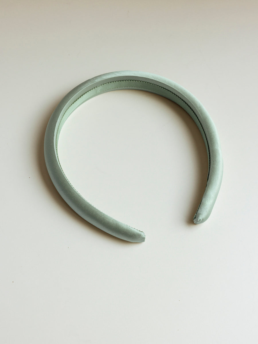 Charming Grace Pure Silk Haarreif Light Green