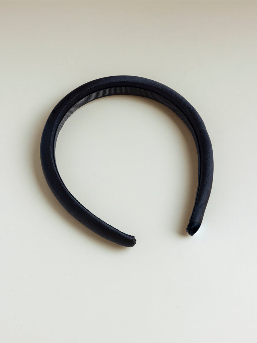 Charming Grace Pure Silk Haarreif Black