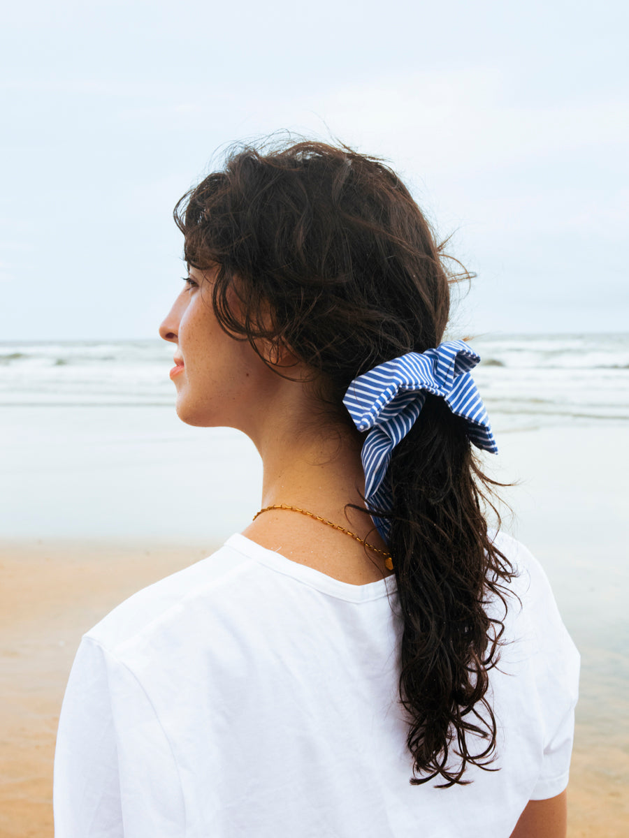 Striped Wave Navy-striped Scrunchie