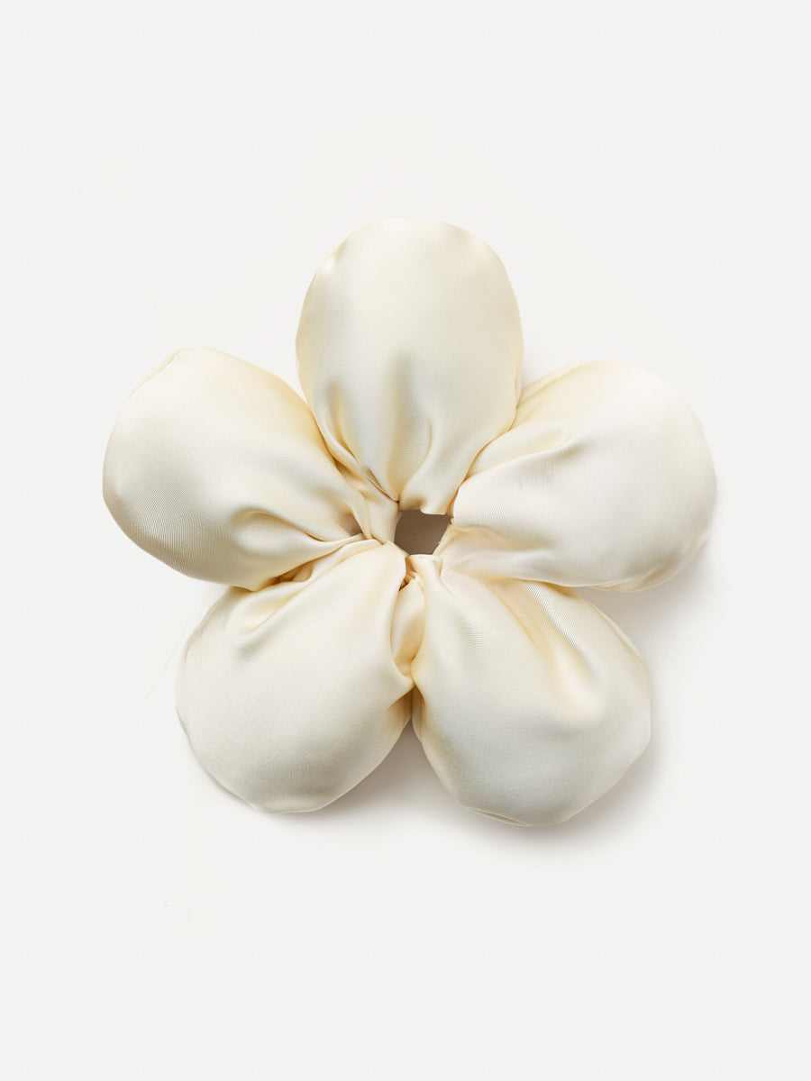 Cream Blossom Scrunchie