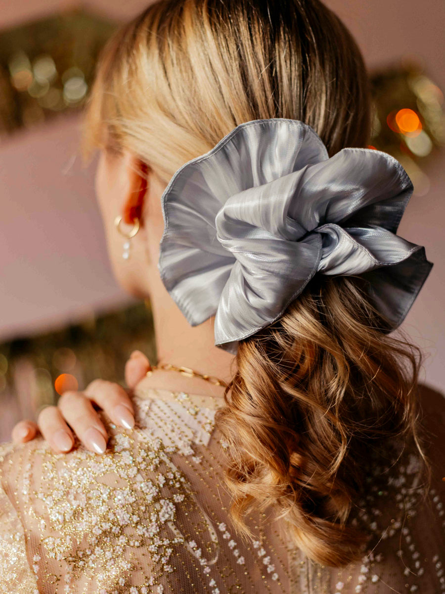 Delicate Wave Light Gray Scrunchie