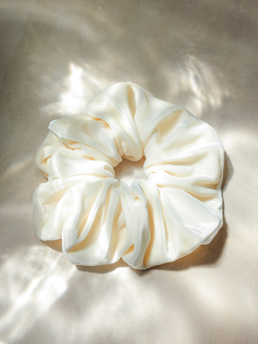 Velvet Dream Off-white Scrunchie