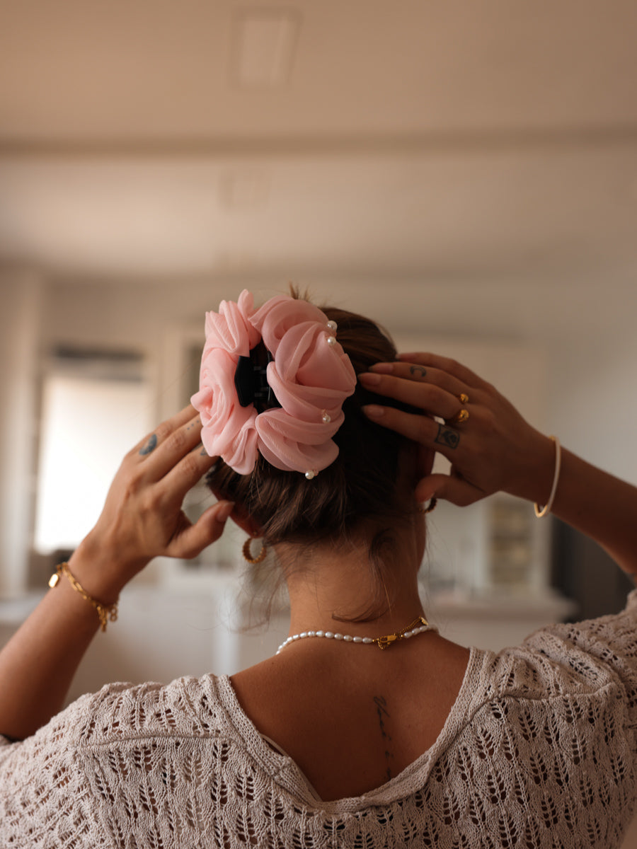 Pearl Rose Light Pink Hair Clip