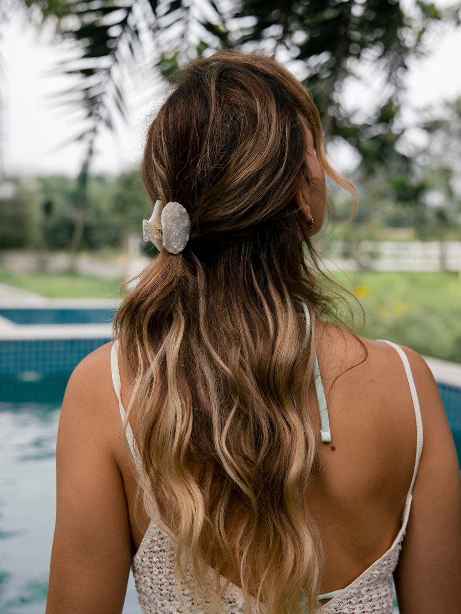 Lustrous Shell Haarklammer