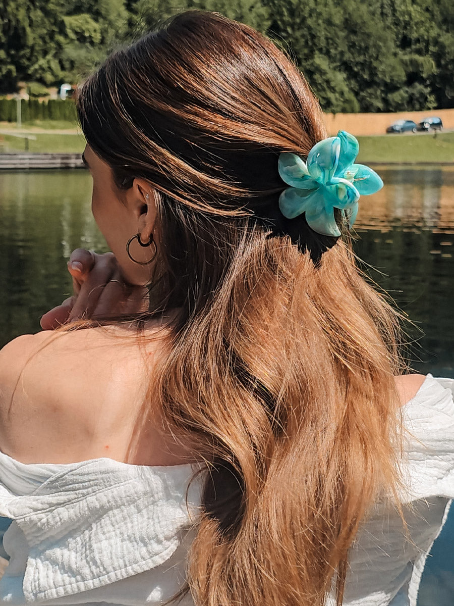 Pastel Petal Green hair clip