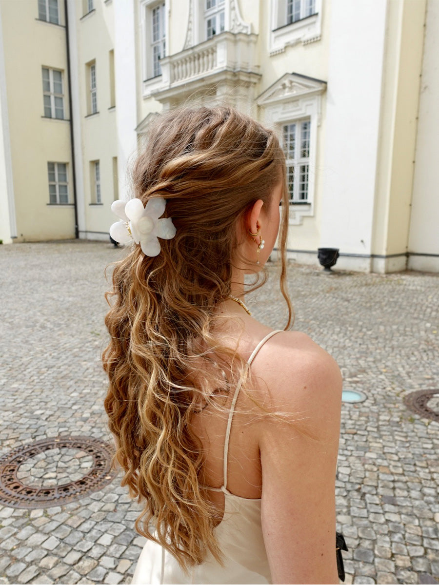 Serene Flower Haarklammer