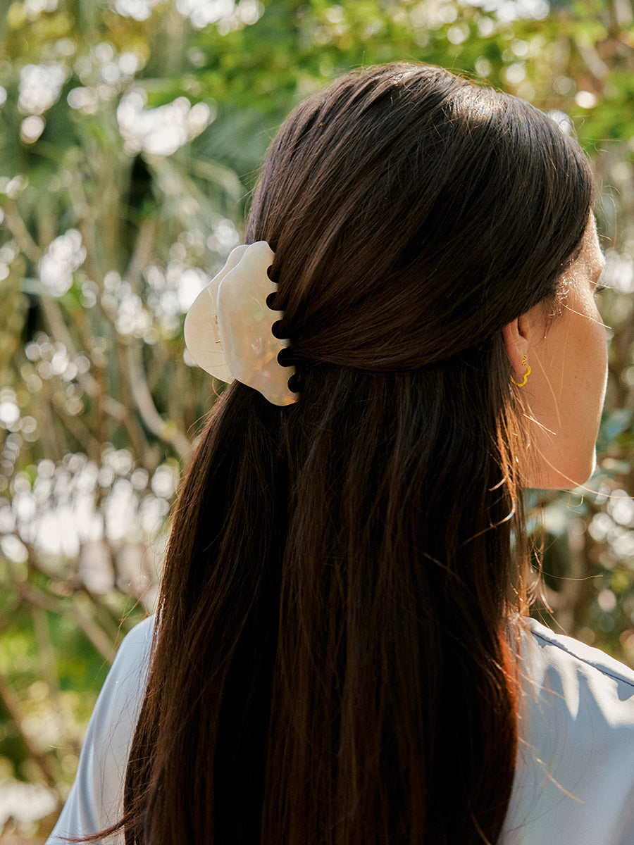 Classic Charm Hair Clip