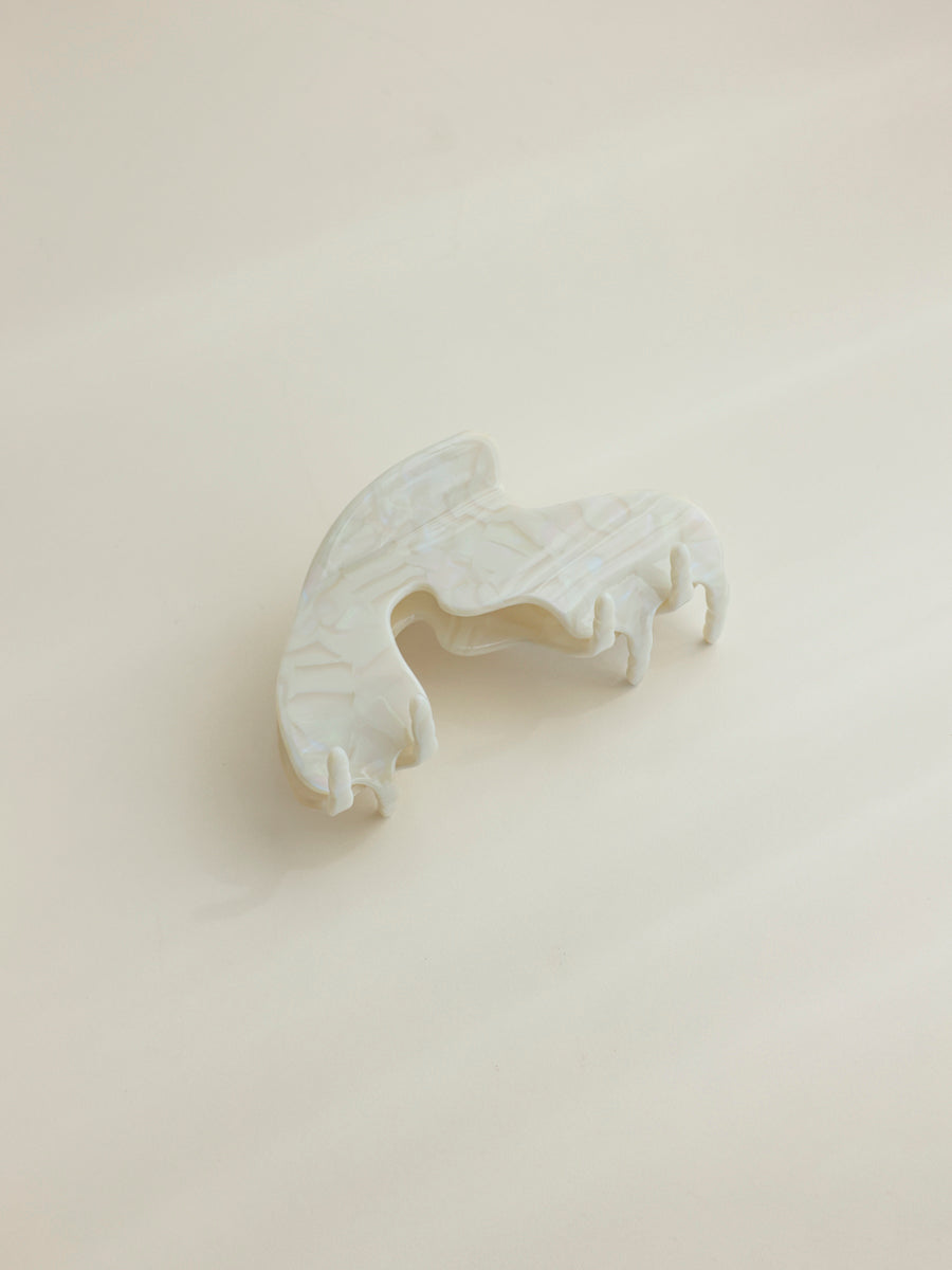 Texture Flow White Hair Clip