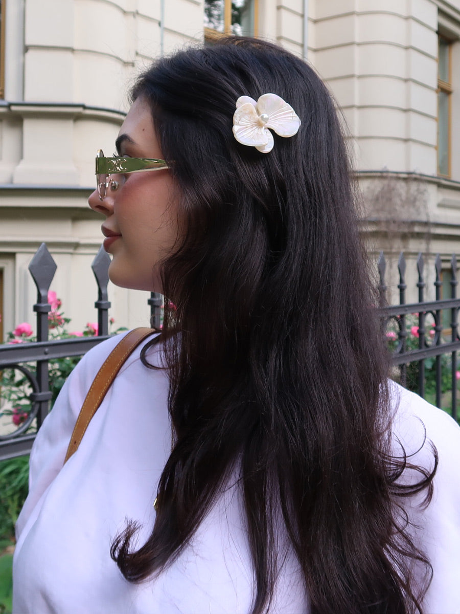 Orchid Glow Cream White Hairpin