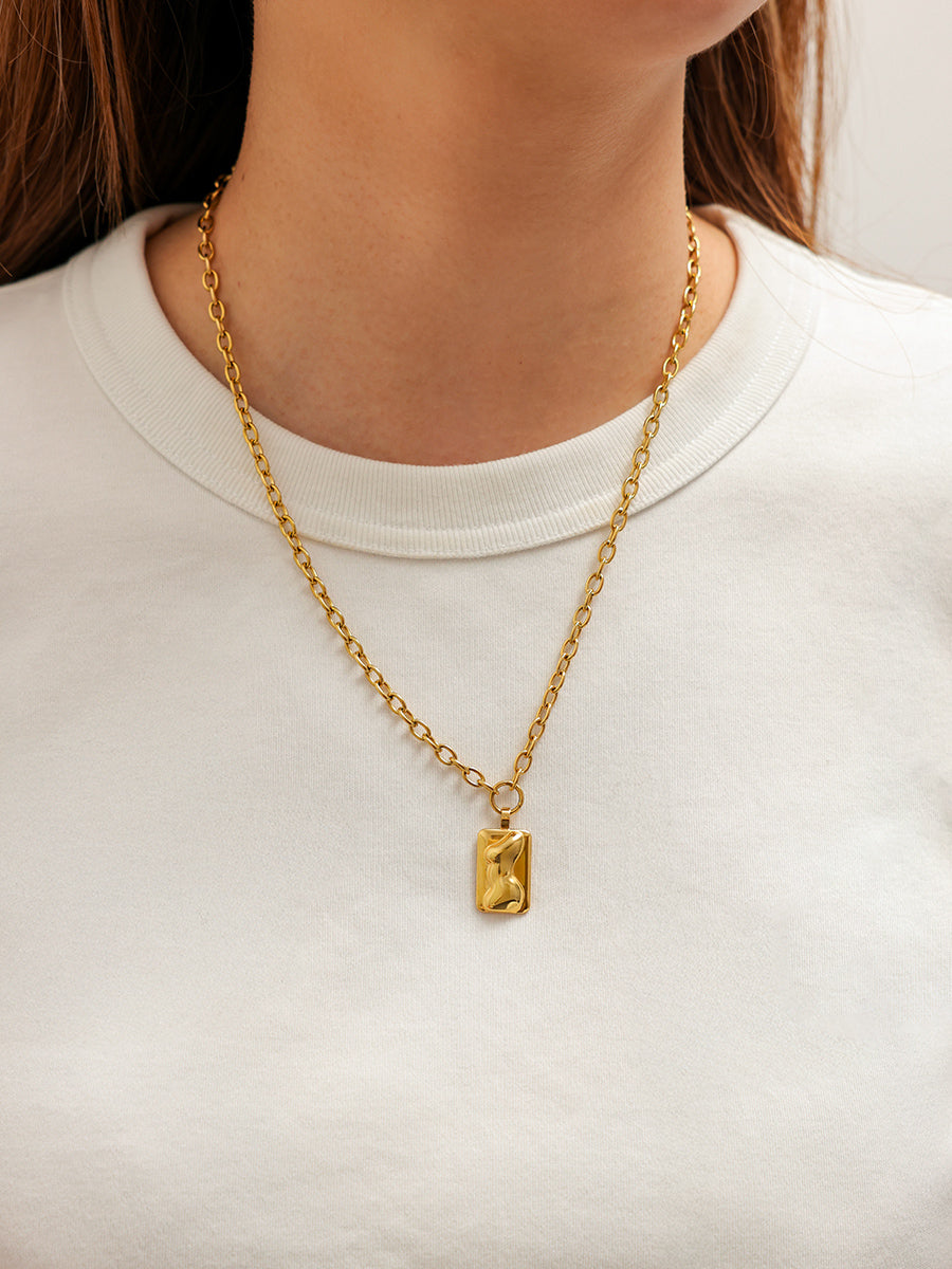 Curvy chain