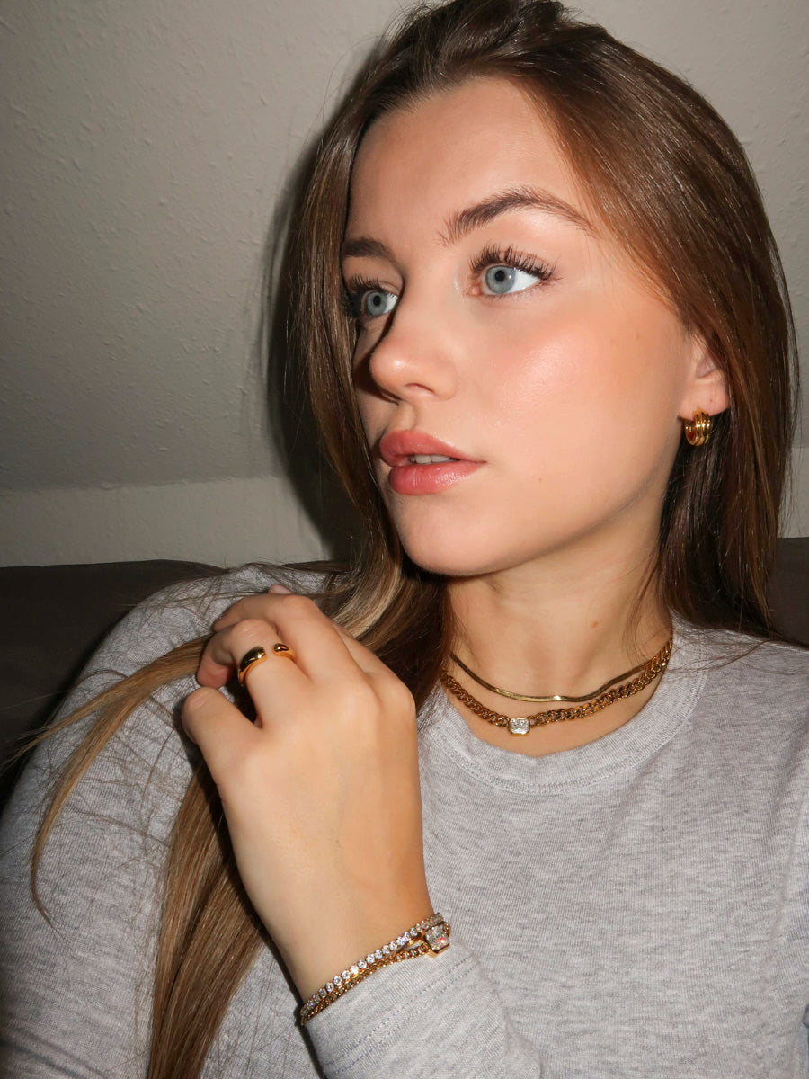 Modern Edge Pearl Kette