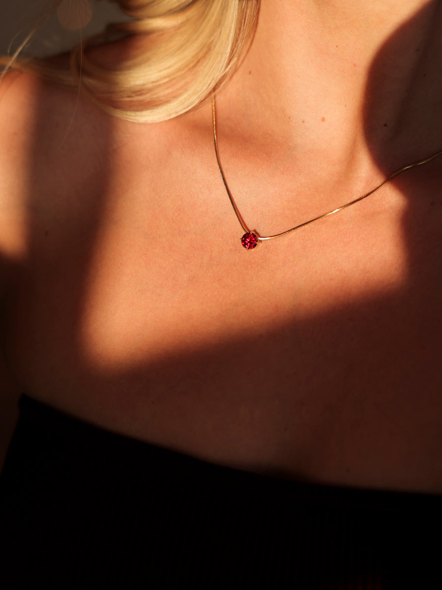 Crystal Delight Dark Red Kette