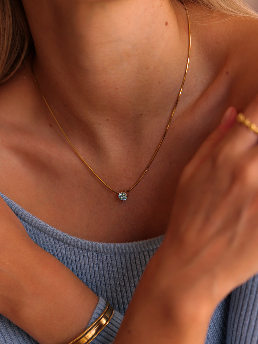 Crystal Delight Light Blue Kette