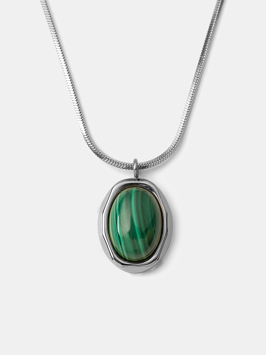 Echoing Dream Dark Green Kette