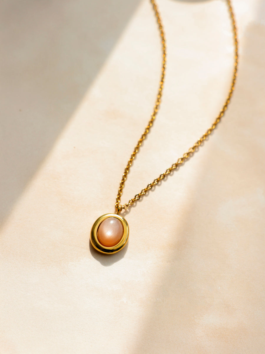 Chasing Starlight Light Orange Kette