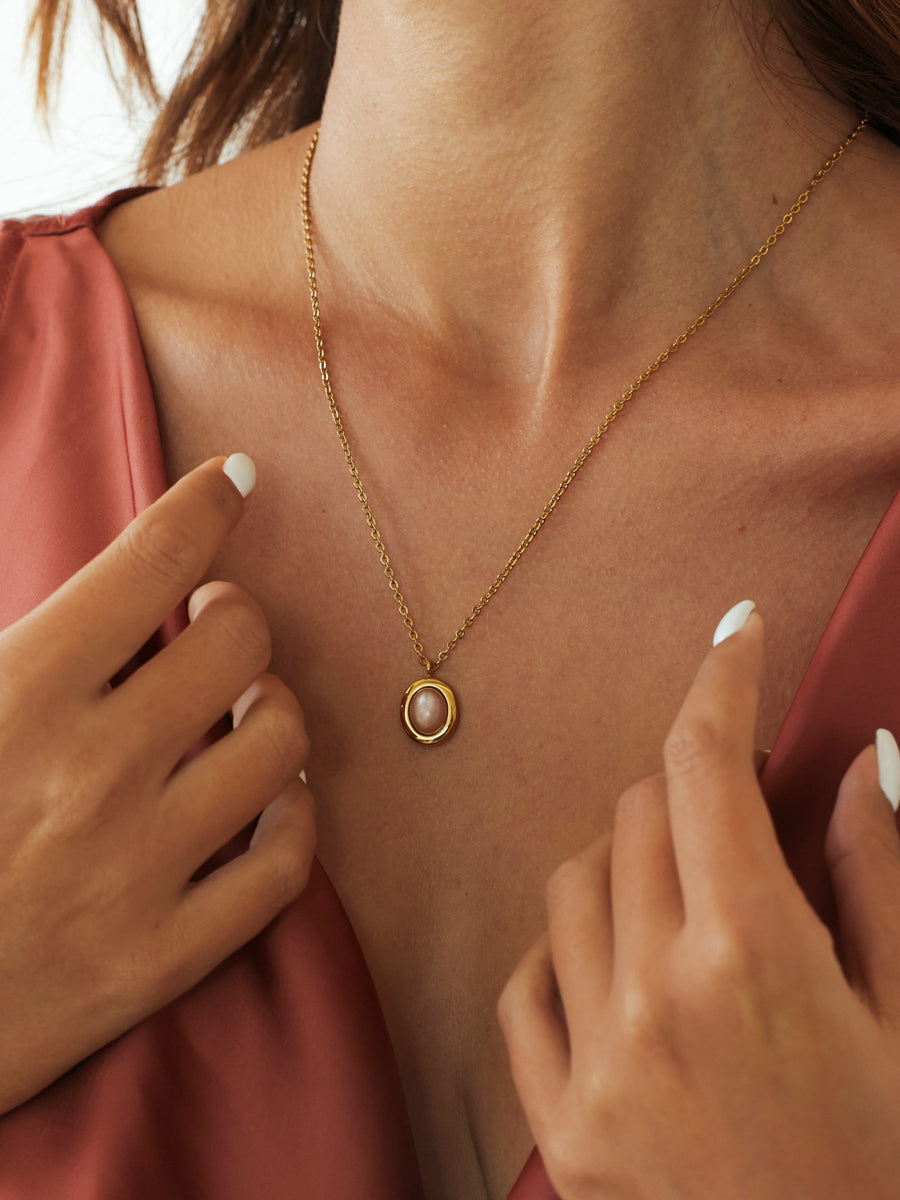 Chasing Starlight Light Orange Kette