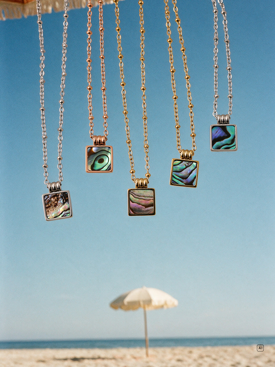Iridescent Square Kette